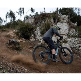 VEE TIRE Snap WCE 27.5" & 29" X 2.35 & 2.5, Top 40, MTB Downhill Enduro, Gravity Core, Tubeless Ready, Folding Bead - Image 4