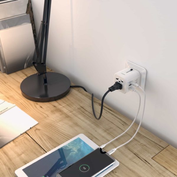 AUKEY PA-TA01 Universal Travel Adapter With USB-C and USB-A Ports - White