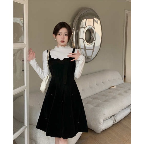 Christmas dress korean style dress Large French Velvet suspender dress for women in autumn and winter with a high-end feel - Black