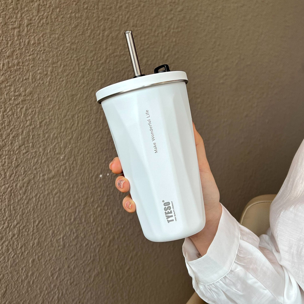 TYESO Gradient Vacuum Insulated Bottle Tumbler With Straw Portable Stainless Steel Sport Water Bottle 600ml - White - Image 1