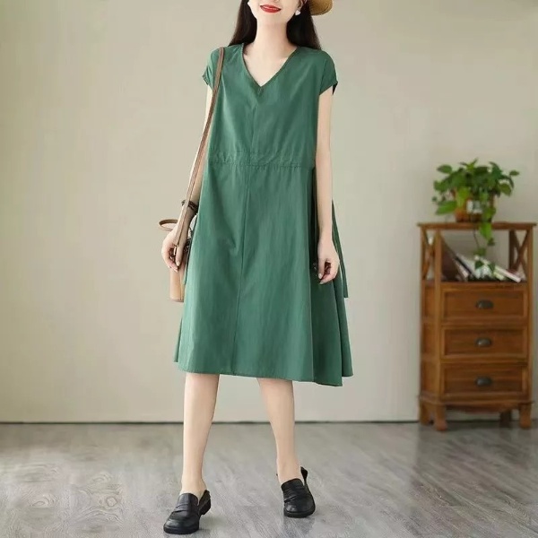 Women Dress plus Size Cotton and Linen V-neck Short Sleeve Mid-Length Dress Loose Straight Mid-Length Dress Female Casual A- Line Dress - Green