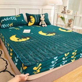 Flower Colored Fitted Sheet Single/Queen/King Fitted Bedsheet with Cotton Anti Slip Mattress Cover - Green Moon