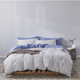 4 in 1 fitted Bedding Set Quilt Cover Bed Sheet Pillowcase Set - Design 14 - Image 1