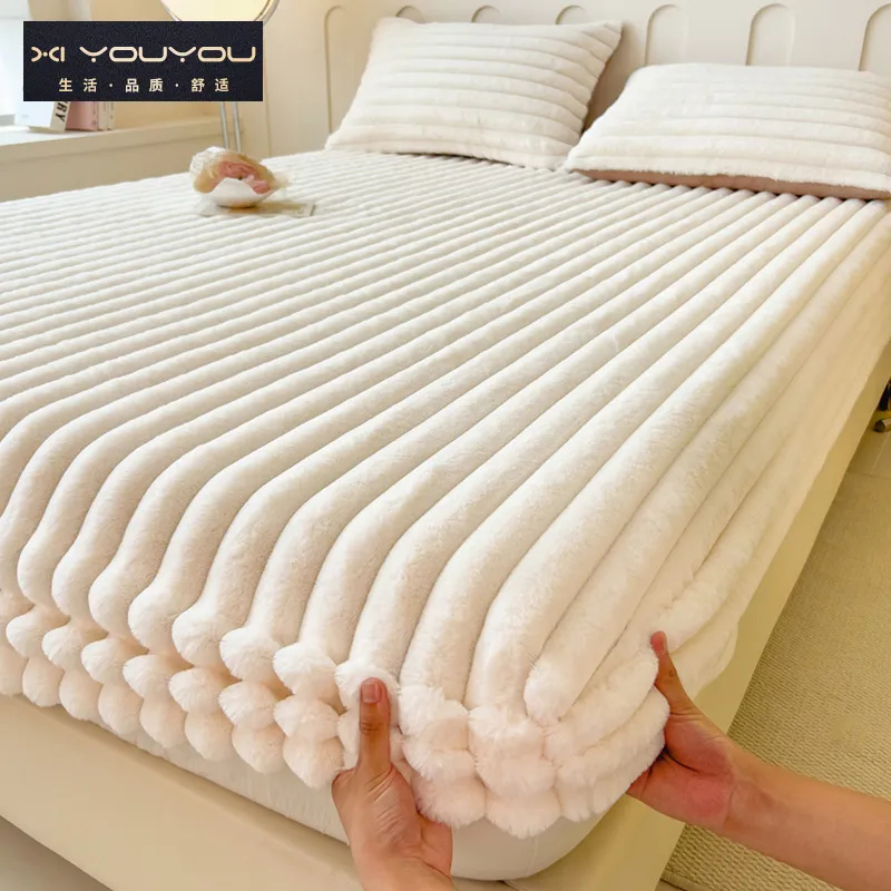 2024 New Style Solid Color Plush Bed Sheet Bubble Fleece Rabbit Cover Milk Fleece Fitted Bed - White - Image 1