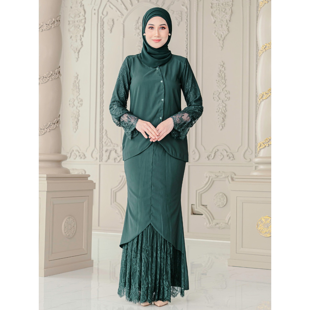 Clara Lace Baju Kurung - Forest Green - Image 1