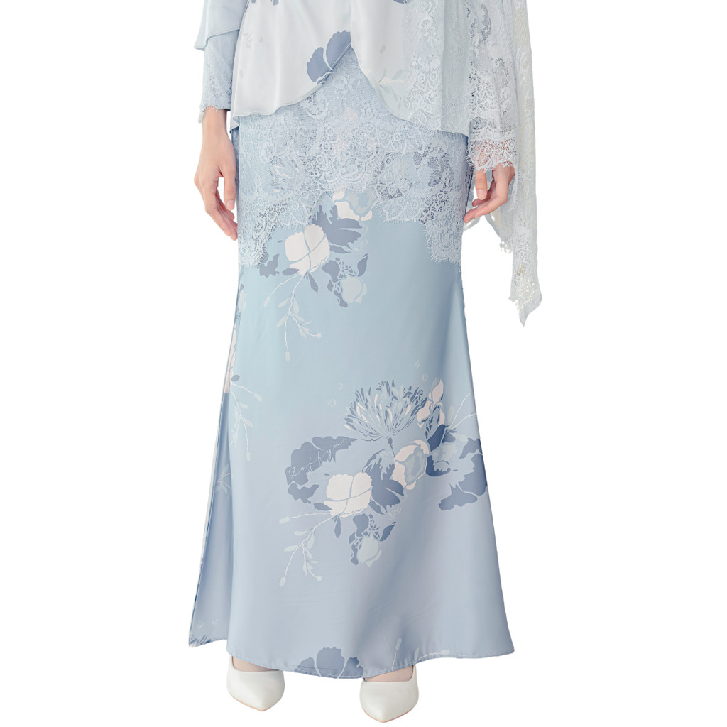 Cannalily Curvy Printed Lacey Baju Kurung - Greyish Blue - Image 9