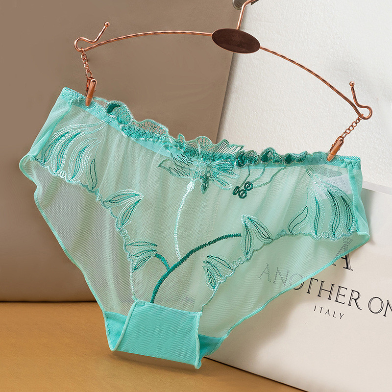 Mesh Women Panties Lace Embroidery Ultra-Thin Seamless Breathable Pure Cotton Lining Charming Sexy - Green - Image 1