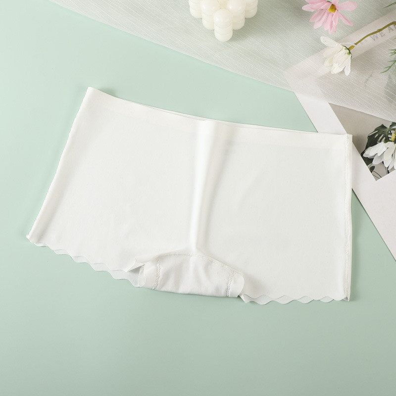 Seamless Flat mouth four-corner Low-waist Hip-lift Panties Wave Edge Underwear - White - Image 1