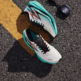 361 Degrees Flame 4.0 Men Women Running Shoes Professional Marathon - Suzy the Sheep (6.6) - Image 8