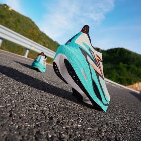 361 Degrees Flame 4.0 Men Women Running Shoes Professional Marathon - Suzy the Sheep (6.6) - Image 9