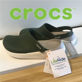 Crocs Men's outdoor sandals couple's clogs soft-soled waterproof beach shoes - Dark Green - Image 1