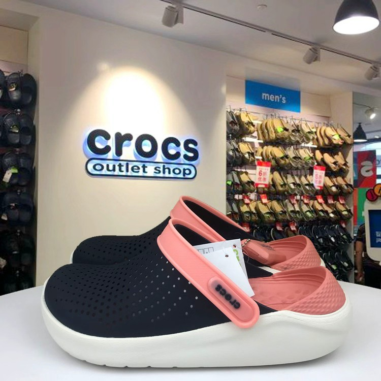 Crocs Men's outdoor sandals couple's clogs soft-soled waterproof beach shoes - Pink
